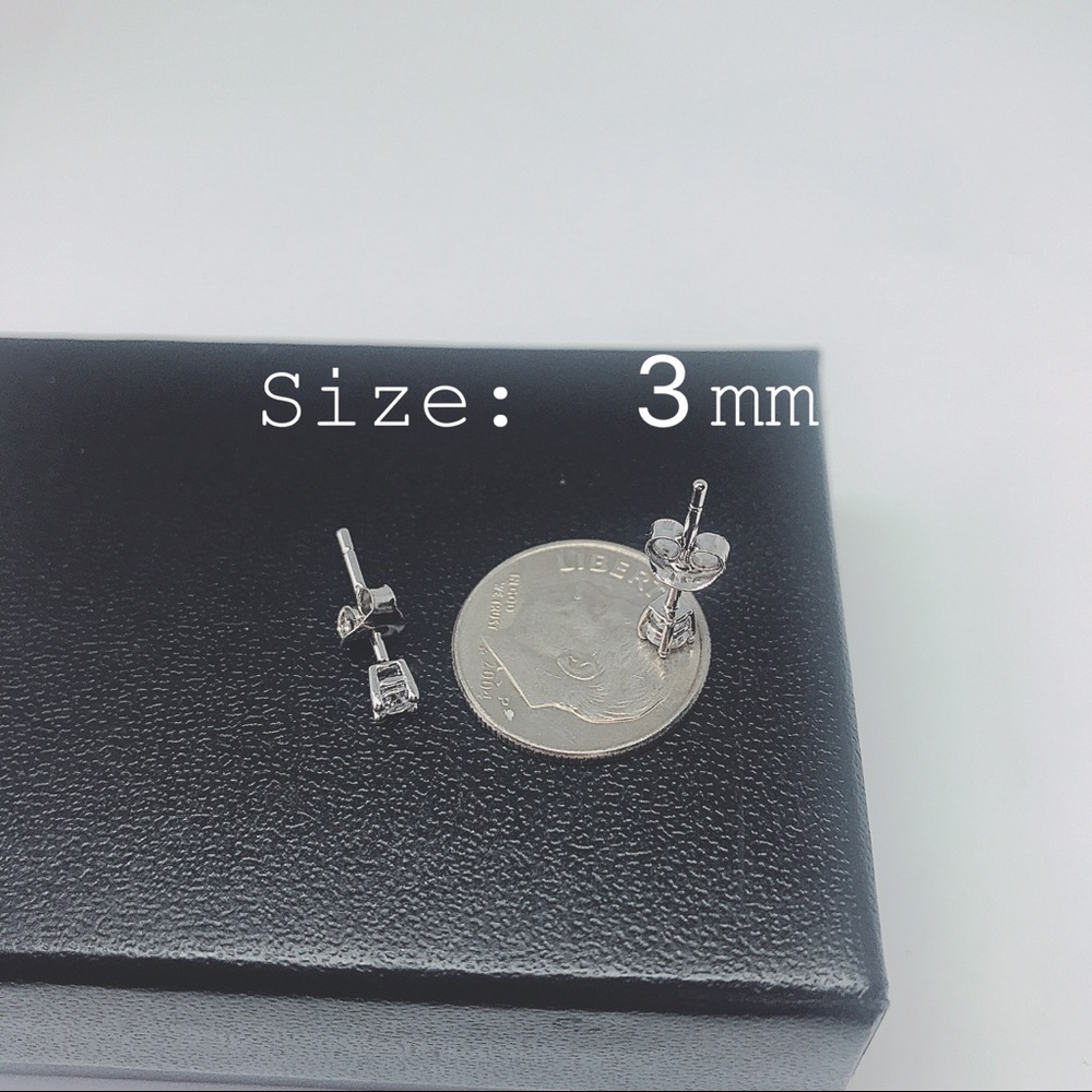 Sterling Silver 925. Simulate Diamond Stud Earring. - Picture 9 of 15